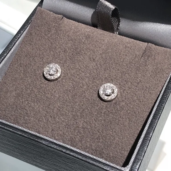 Blink-Blink Napichovacie náušnice z bieleho zlata s diamantami 0.43 ct3111BDZS