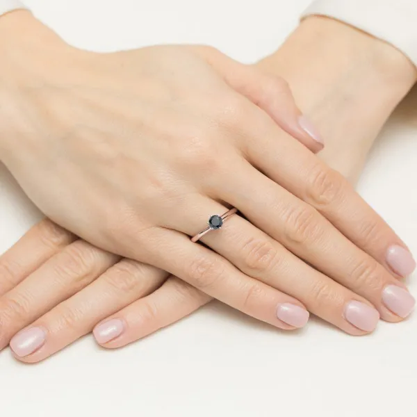 Blink-Blink Zásnubný prsteň z ružového zlata s centrálnym Čiernym Diamantom a bočnými diamantami2326RcDDB