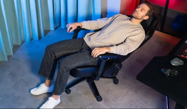 Herná stolička DXRacer MARTIAN XL s elektrickým ovládaním, čierna