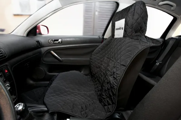 Reedog ochranný autopoťah pre psov na zips - čierny