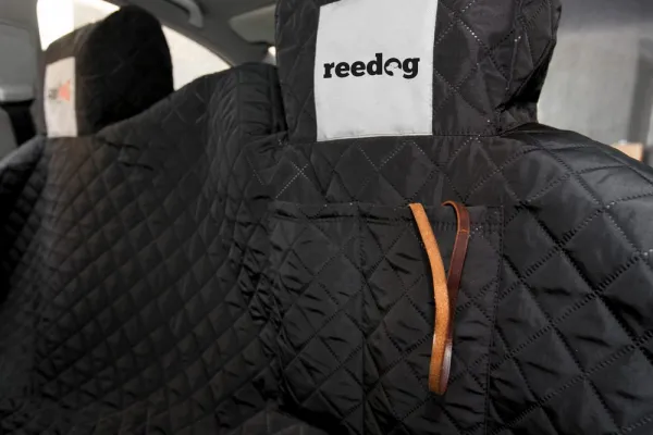 Reedog ochranný autopoťah do auta pre psov - čierny