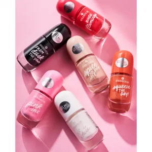 essence Gel Nail Colour lak na nechty odtieň 46 FROM dusk TILL YAWN 8 ml