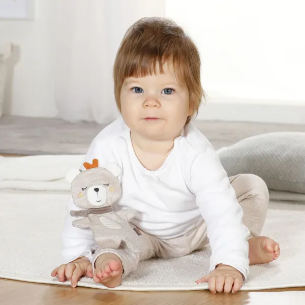 BABY FEHN fehnNATUR Crinkle Teddy plyšová hračka s hrkálkou 1 ks