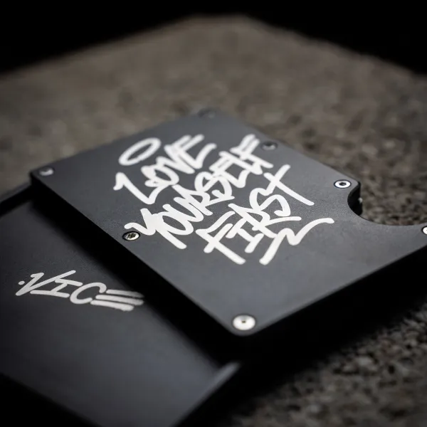 Innocent Smart AirTag Clip Wallet - VICE Black