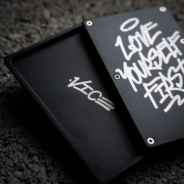 Innocent Smart AirTag Clip Wallet - VICE Black