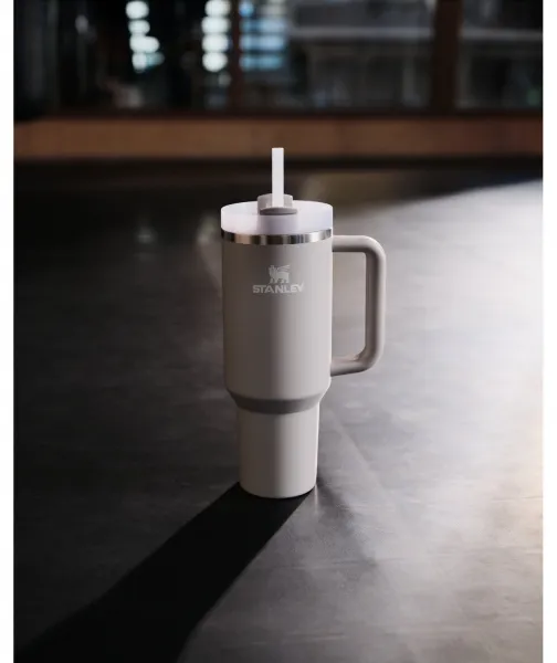 Stanley Quencher H2.O FlowState™ Tumbler tumbler z nehrdzavejúcej ocele s rúrkou veľký Black 1180 ml