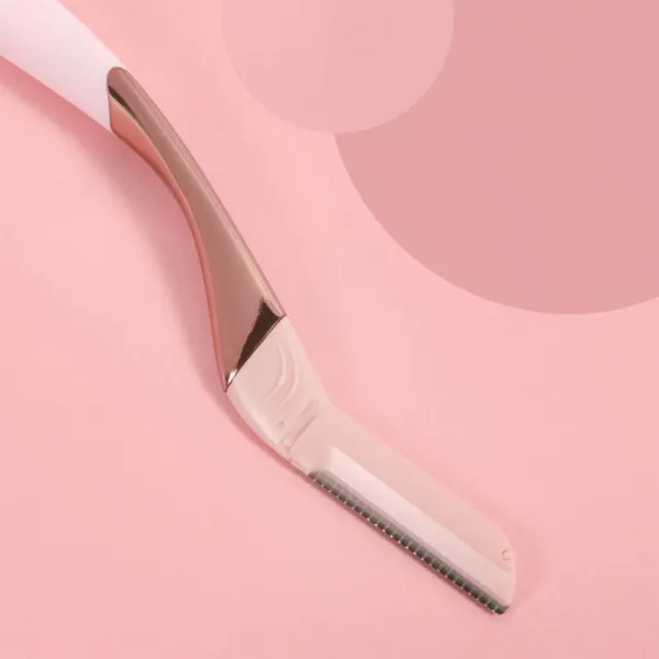 Wilkinson Sword Intuition Dermaglow britva na obočie