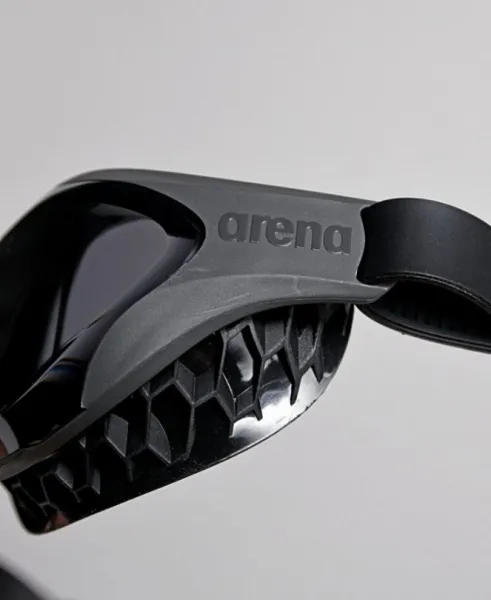 Arena air bold swipe dymová