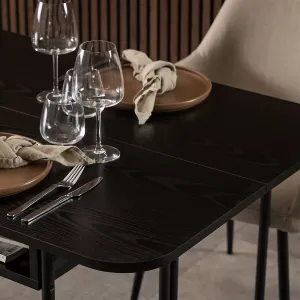 Actona Rozkladací jedálenský stôl Darlington 140 cm jaseň čierny