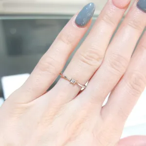 Blink-Blink Zásnubný zlatý prsteň s diamantom 0.03 ct1164BDG