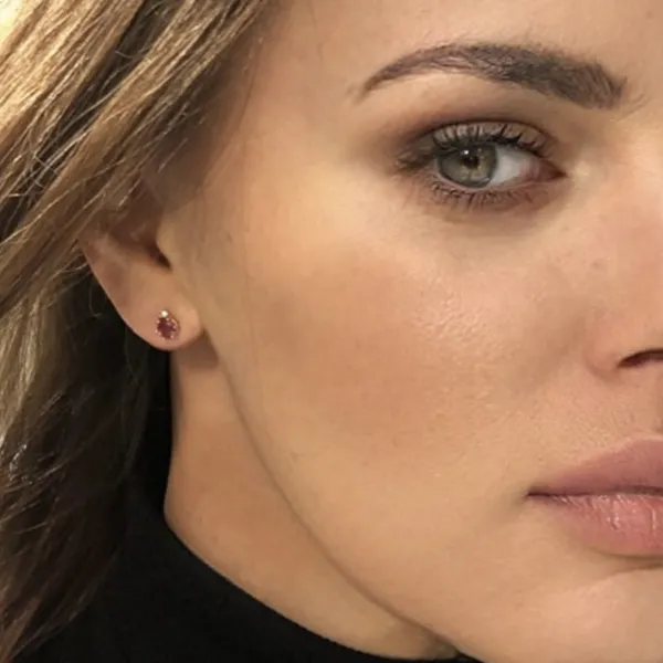 Blink-Blink Zlaté napichovacie náušnice s diamantami a Rubínmi3181ZDRuB