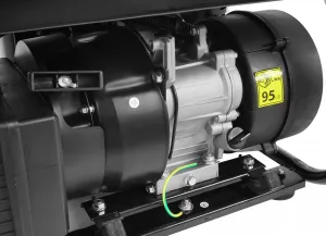 Baug INVERTOROVÝ GENERÁTOR 2000W 230V 4-TAK