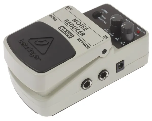Behringer NR300