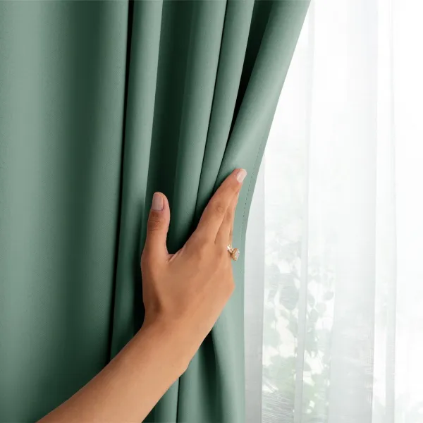 Záves AmeliaHome Blackout s priechodkami 140x270 cm mätový, veľkosť 140x270