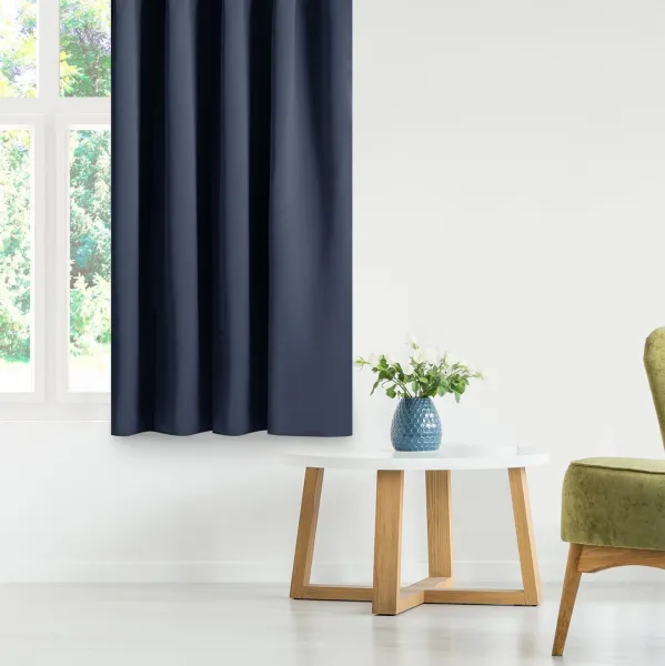Záves AmeliaHome Blackout s priechodkami 140x175 cm tmavomodrý, veľkosť 140x175