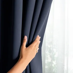 Záves AmeliaHome Blackout s priechodkami 140x175 cm tmavomodrý, veľkosť 140x175
