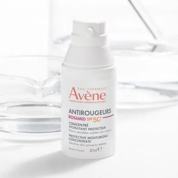 Avène Antirougeurs Rosamed Protective Moisturizing Concentrate koncentrovaná starostlivosť proti začervenaniu pleti SPF 50+ 30 ml