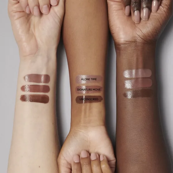 MAC Cosmetics Nudes Lustreglass Lipstick lesklý rúž odtieň Signature Move 3 g