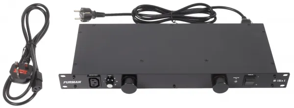 Furman M-10LX E Stabilizátor napätia