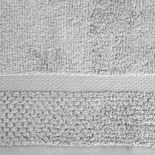 ArtFir Osuška VILIA | strieborná 70 x 140 cm