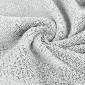 ArtFir Osuška VILIA | strieborná 70 x 140 cm