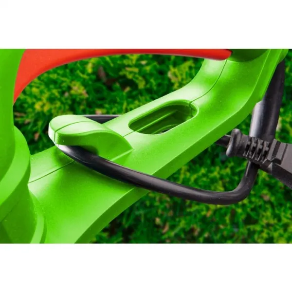 Nožnicenaživýplotsvýkonom600W,52G567VERTO