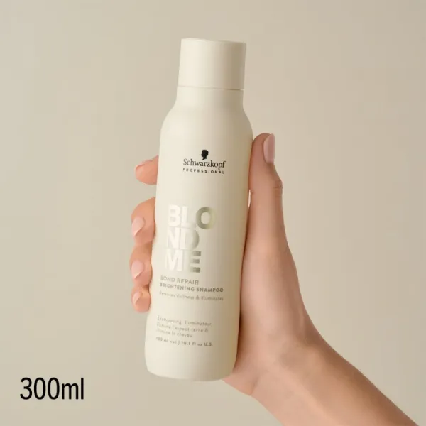 Schwarzkopf Professional Blondme Bond Repair Brightening Shampoo rozjasňujúci šampón pre blond vlasy 300 ml