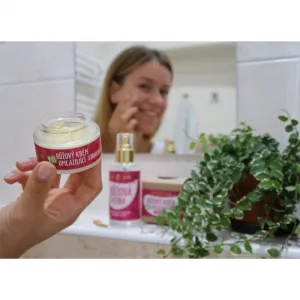 Purity Vision BIO Rose hydratačný ružový krém s omladzujúcim účinkom 40 ml