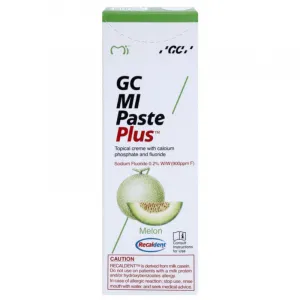 GC MI Paste Plus remineralizačný ochranný krém pre citlivé zuby s fluoridom príchuť Melon 35 ml