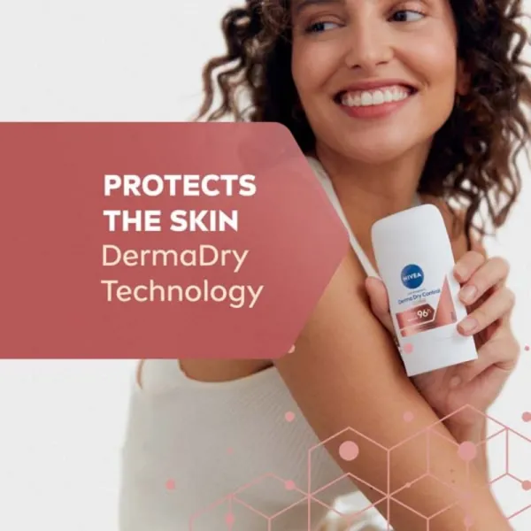 NIVEA Derma Dry Control tuhý antiperspitant 50 ml