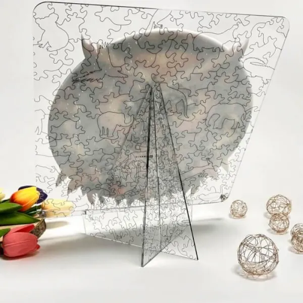Stojan na puzzle v jedinečnom dizajne
