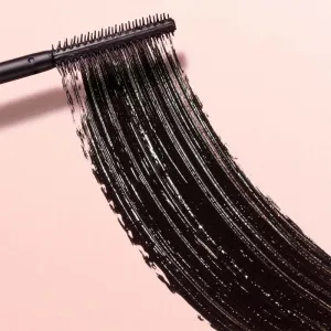 Collistar Infinito Mascara posilňujúca riasenka pre extrémny objem a intenzívny pohľad plniteľná odtieň Extra Nero 7.5 ml