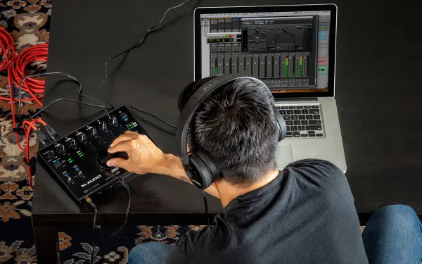 M-Audio AIR 192|14 USB zvuková karta