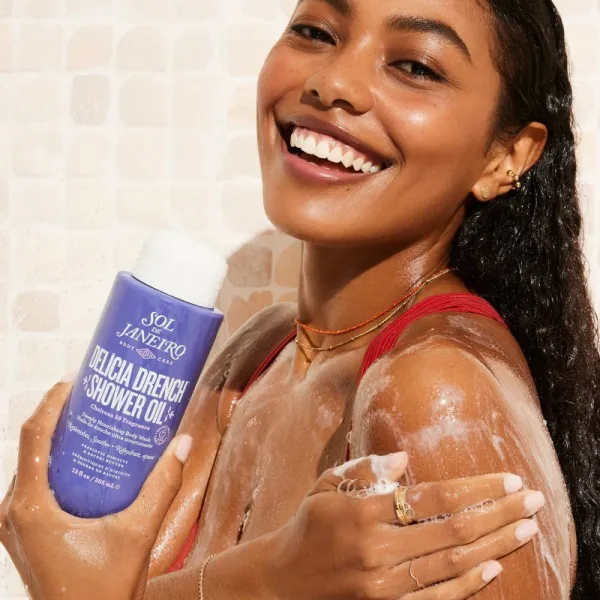 Sol de Janeiro Delicia Drench zvláčňujúci sprchový olej 385 ml