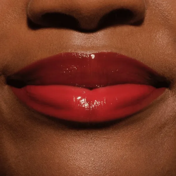 Catrice Glass Like Dewy Lip Tint vysoko pigmentovaný lesk na pery s hydratačným účinkom odtieň 060 The Happy Choice 3 ml