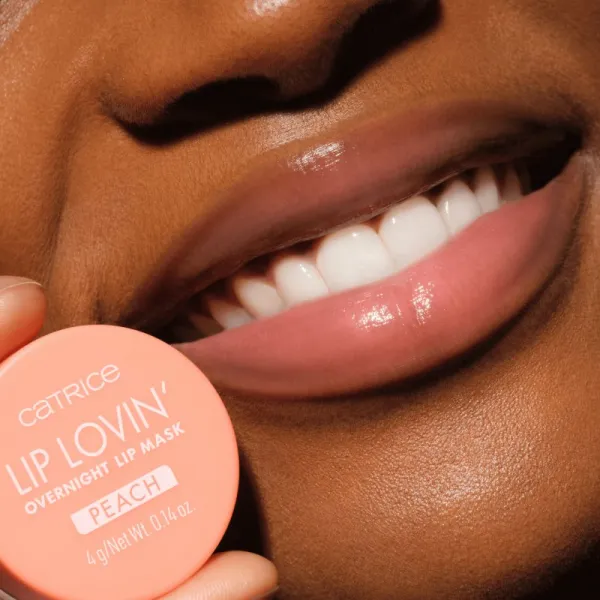 Catrice Lip Lovin' hydratačná maska na pery na noc odtieň 030 Feelin' Peachy 4 g