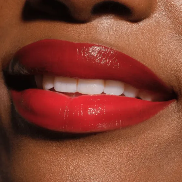 Catrice Glass Like Dewy Lip Tint vysoko pigmentovaný lesk na pery s hydratačným účinkom odtieň 050 Regrets? Always! 3 ml