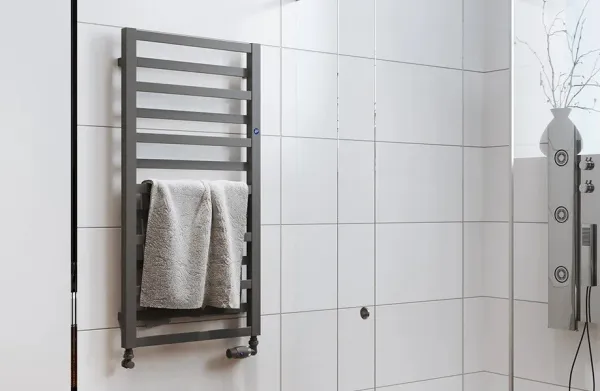 Instalprojekt - Kúpeľňový radiátor POPPY biela farba - Farba - Biela, Rozmer radiátora - 500 × 1630 mm, výkon 682 W, Typ pripojenia - Stredové 50 mm RADPPY501635SP
