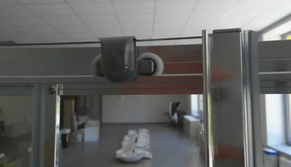 OLSEN SPA - Sprchovací kút SMART - MURO - Farba rámu zásteny - Hliník chróm, Rozmer A - 80, Rozmer B - 80, Smer zatváranie - Univerzálny Ľavé / Pravé, Výplň - Grape bezpečnostné sklo - 4/6 mm OLBMUR80CGBV