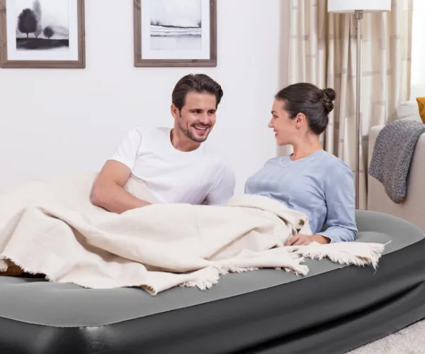Nafukovací matrac Bestway 67403 so vzduchovou pumpou 152x203x46 cm