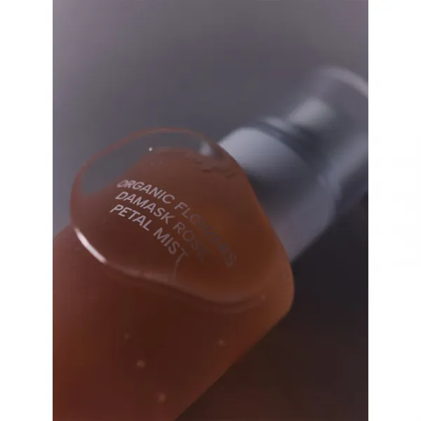 WHAMISA Organic Flowers Damask Rose Petal Mist hydratačná hmla s upokojujúcim účinkom 100 ml