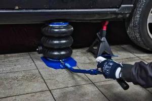 Pojazdný pneumatický zdvihák 3T Geko G02062