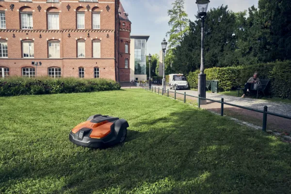 Robotická kosačka HUSQVARNA AUTOMOWER® 520 EPOS