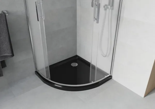 MEXEN/S - Rio štvrťkruhový sprchovací kút 90 x 90, mráz, chróm + vanička so sifónom Flat, čierny 863-090-090-01-30-4170