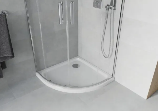 MEXEN/S - Rio štvrťkruhový sprchovací kút 90 x 90, transparent, chróm + vanička so sifónom Flat, biela 863-090-090-01-00-4110