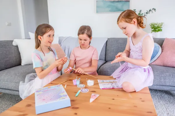 Kreatívna súprava Tiger Tribe Magic Wand Kit - 3 kúzelné paličky