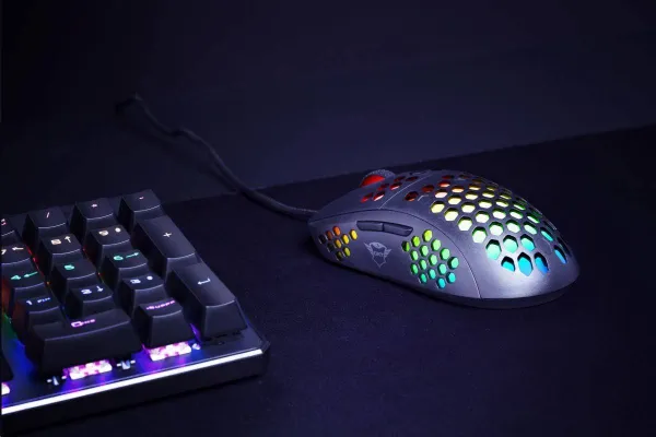 Ultraľahká herná myš TRUST GXT 960 Graphin