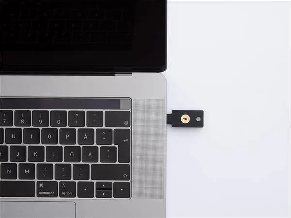 YubiKey 5C NFC USB-C kľúč pre hardvérovú autentifikáciu