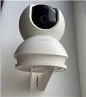 TP-LInk Tapo držiak pre kamery Tapo C200/C210 na stenu, biely