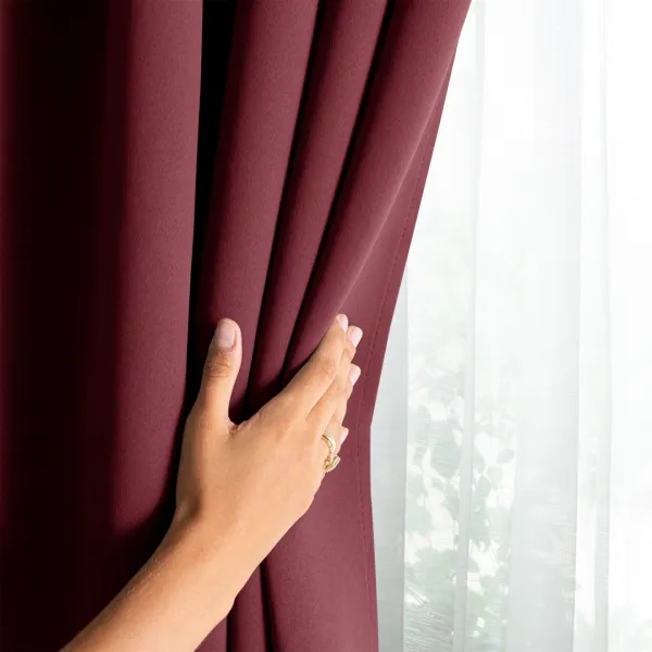 Záves AmeliaHome Blackout s priechodkami 140x245 vínový, veľkosť 140x245
